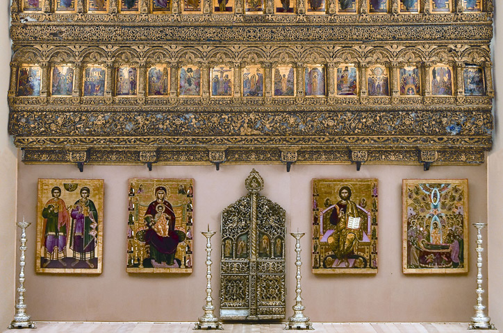Iconostasul bisericii mănăstirii Cotroceni